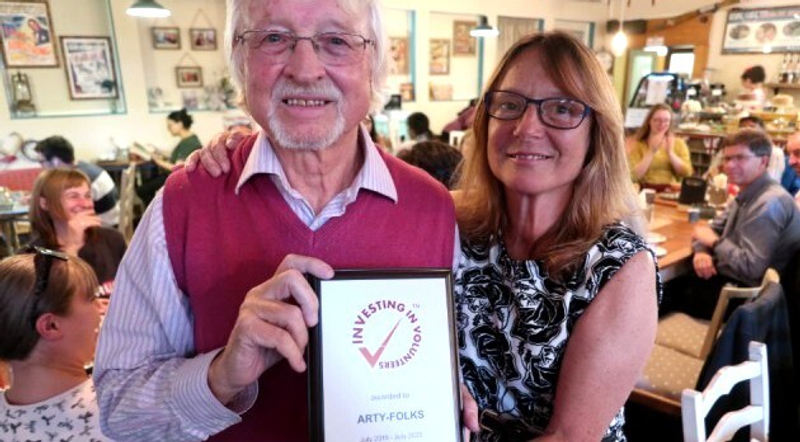 picture for projectStory: A man and woman holding a certificate